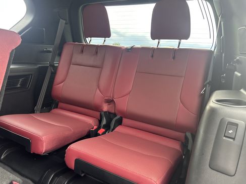 Used 2023 Lexus GX 460 Premium w/ Premium Plus Package AWD/4WD image 27
