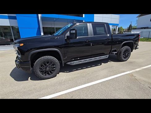 New 2026 Chevrolet Silverado 2500 LT w/ Trail Boss Package AWD/4WD image 4