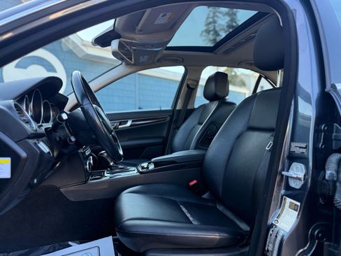 Used 2013 Mercedes-Benz C 300 4MATIC Sedan image 12