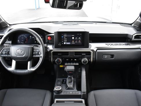 Used 2024 Toyota Tacoma TRD Off-Road w/ TRD Off Road Upgrade Package image 17