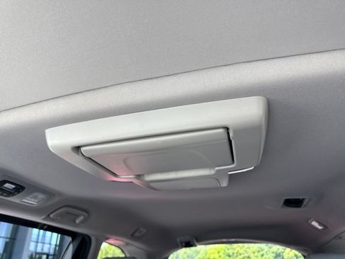 Used 2022 Honda Odyssey Touring image 7