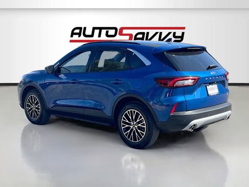 Used 2023 Ford Escape SE FWD image 5