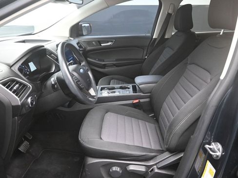 Used 2023 Ford Edge SE image 18