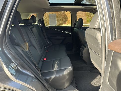 Certified 2023 Nissan Rogue SL w/ SL Premium Package image 24