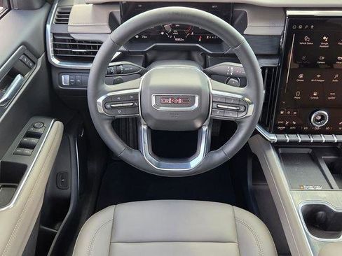 Certified 2024 GMC Acadia Elevation w/ Luxury Package image 12