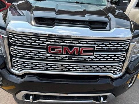 Used 2021 GMC Sierra 2500 Denali AWD/4WD image 2