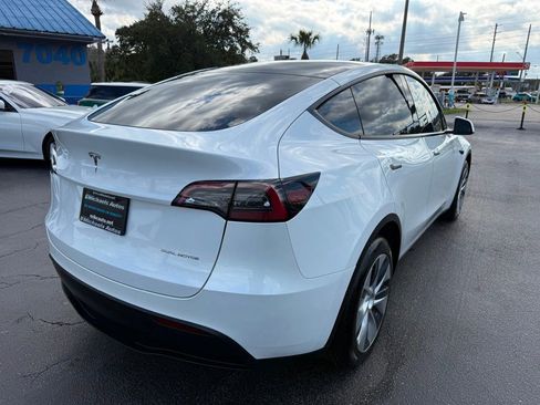 Used 2023 Tesla Model Y Long Range image 5
