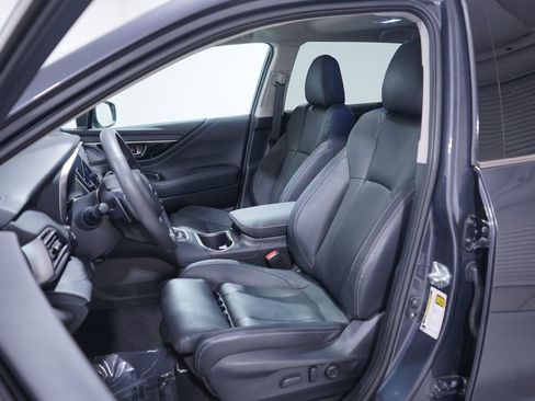 Used 2023 Subaru Outback Touring AWD/4WD image 7