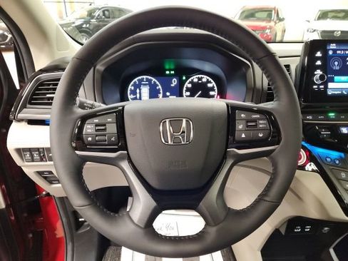 Certified 2025 Honda Odyssey Elite image 20