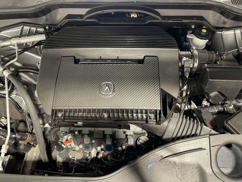 Used 2024 Acura MDX SH-AWD w/ Technology Package image 9