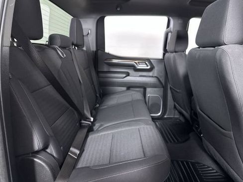 Used 2023 Chevrolet Silverado 1500 LT AWD/4WD image 28