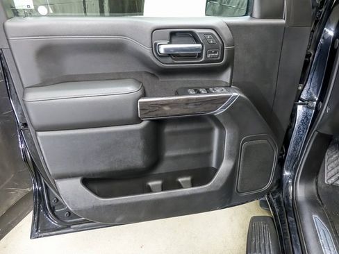 Used 2019 Chevrolet Silverado 1500 LTZ image 20