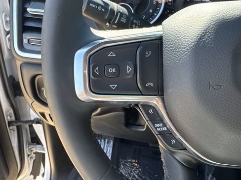Used 2026 RAM 1500 Laramie AWD/4WD image 25
