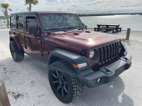 Used 2021 Jeep Wrangler Unlimited Sport image 41