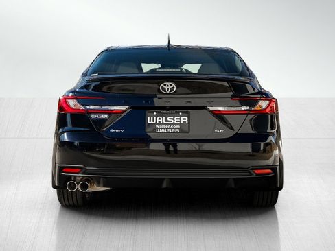 New 2026 Toyota Camry SE image 5