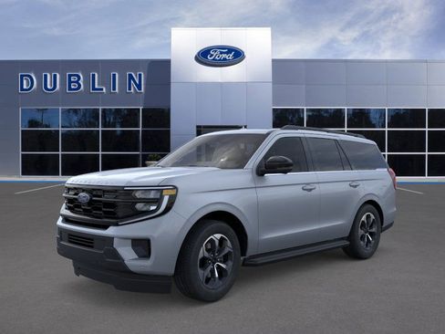 New 2026 Ford Expedition Active image 30