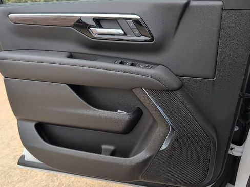 New 2026 Chevrolet Tahoe LS image 15