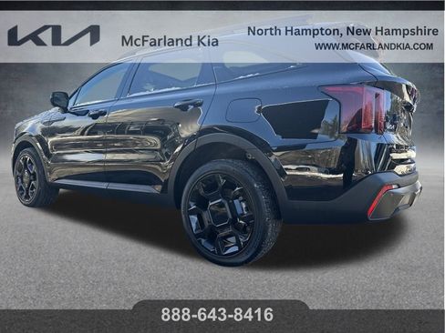 Used 2025 Kia Sorento SX image 5