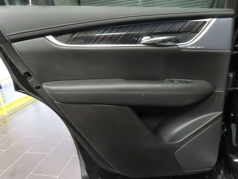 Certified 2024 Cadillac XT6 Premium Luxury image 11