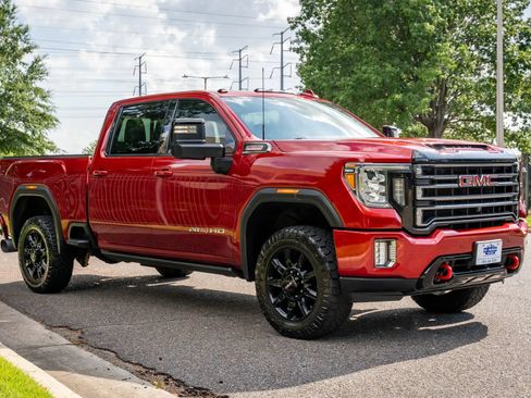 Used 2023 GMC Sierra 2500 AT4 w/ AT4 Premium Plus Package AWD/4WD image 4