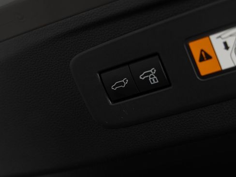 Used 2024 Lexus GX 550 w/ Accessory Package (2T) image 23