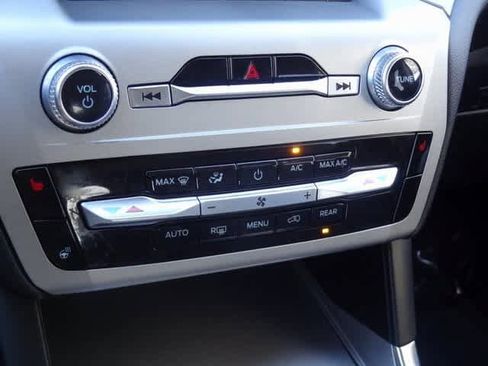 Certified 2022 Ford Explorer XLT w/ Equipment Group 202A image 32