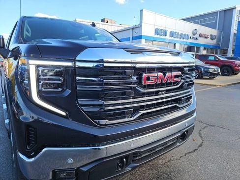 New 2026 GMC Sierra 1500 SLT w/ SLT Premium Plus Package image 4