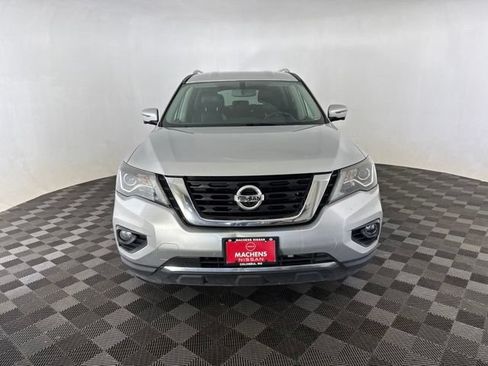 Used 2019 Nissan Pathfinder SL FWD image 2