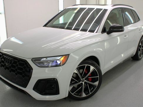 Used 2023 Audi SQ5 Premium Plus w/ Premium Plus Package AWD/4WD image 2