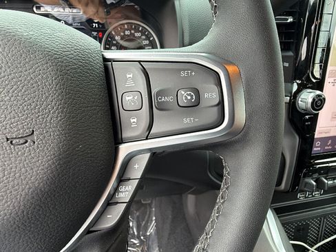 New 2026 RAM 2500 Big Horn AWD/4WD image 28