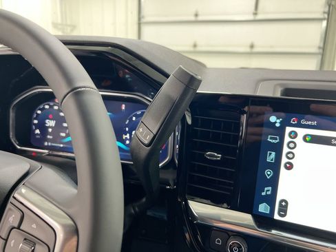 New 2026 Chevrolet Silverado 1500 LT w/ Z71 Off-Road Package image 17