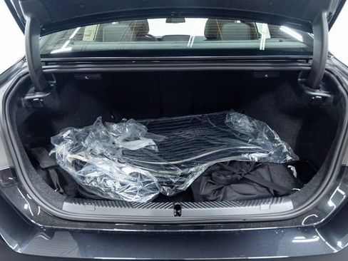 New 2027 BMW 550e xDrive w/ Executive Package AWD/4WD image 13
