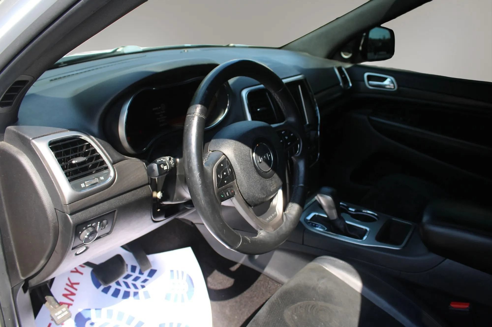 Used 2018 Jeep Grand Cherokee Altitude AWD/4WD image 15