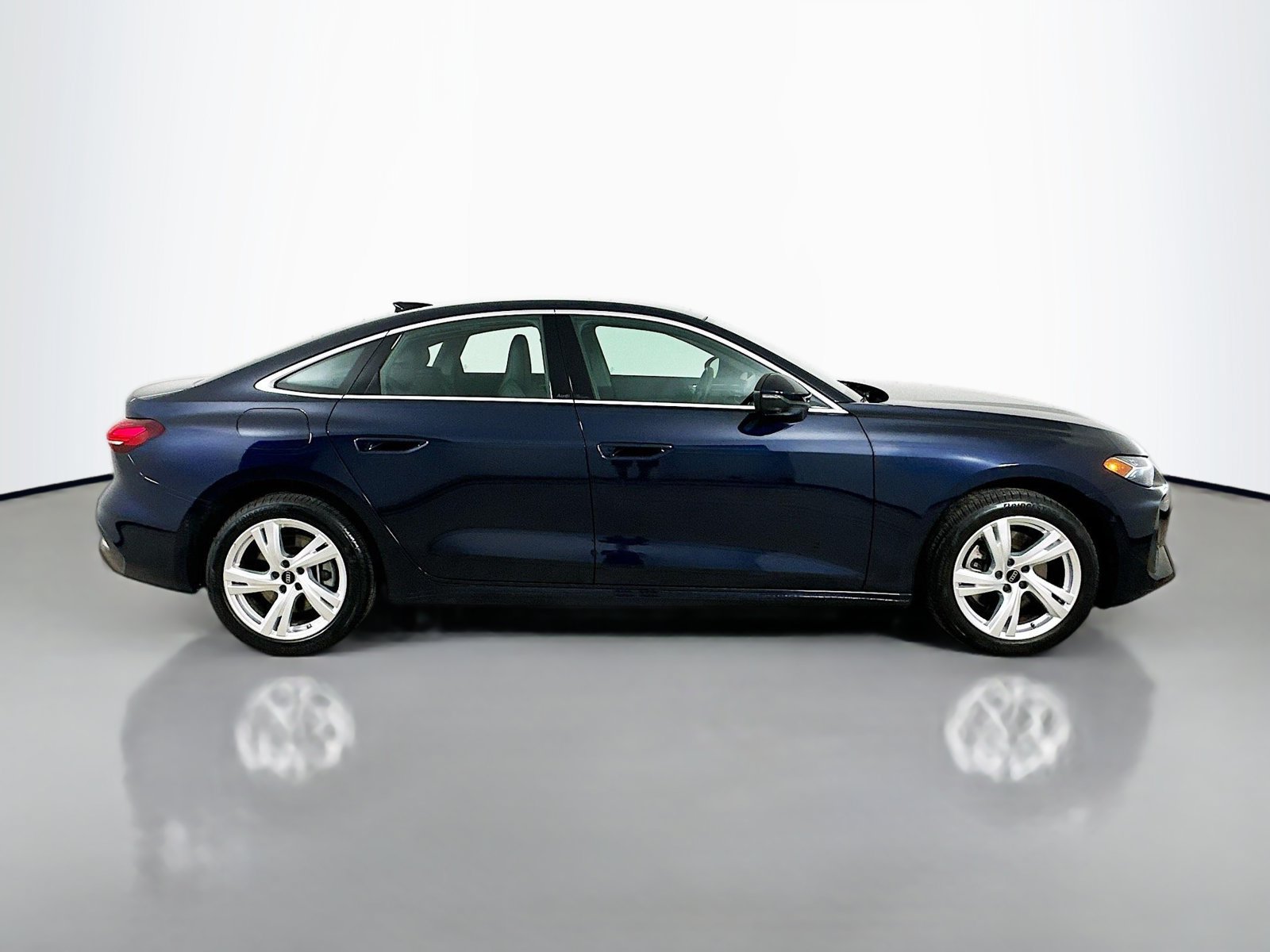 Used 2025 Audi A5 Premium w/ Premium Plus AWD/4WD image 4