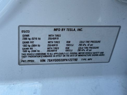 Used 2023 Tesla Model Y Long Range AWD/4WD image 52