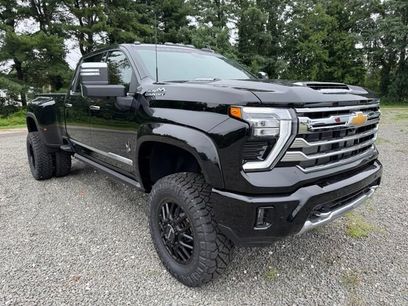 New 2026 Chevrolet Silverado 3500 High Country w/ High Country Premium Package