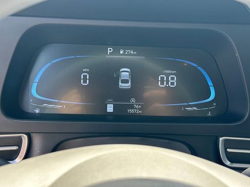 Used 2025 Hyundai Elantra SE FWD image 26