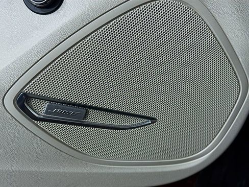 Used 2022 Buick Envision Avenir w/ Technology Package II image 23