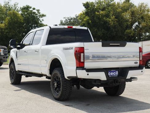 Used 2022 Ford F250 Platinum w/ Tremor Off-Road Package AWD/4WD image 31