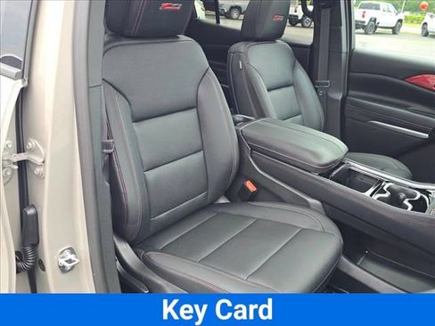 New 2026 Chevrolet Traverse Z71 w/ Enhanced Driving Package AWD/4WD image 15