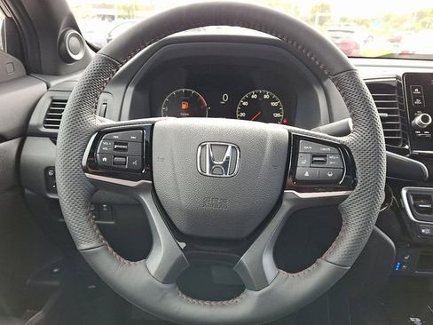 New 2026 Honda Ridgeline Black Edition image 17
