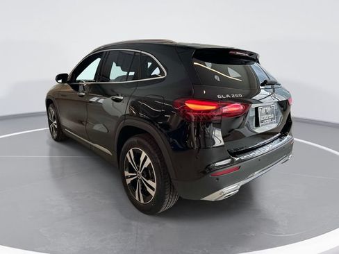Certified 2024 Mercedes-Benz GLA 250 4MATIC image 3