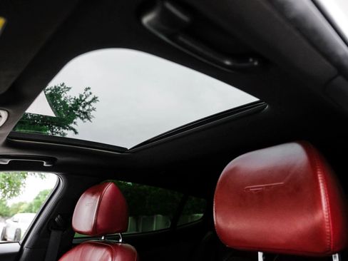Used 2020 Kia Stinger GT2 RWD image 5