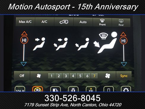 Used 2022 Jeep Wrangler Unlimited Sahara AWD/4WD image 29
