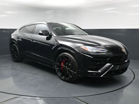 Used 2022 Lamborghini Urus AWD/4WD image 12