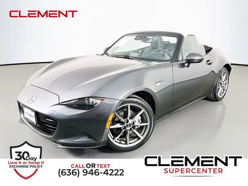 Used 2022 MAZDA MX-5 Miata Grand Touring RWD image 1