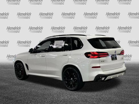 Used 2026 BMW X5 sDrive40i w/ M Sport Package RWD image 6