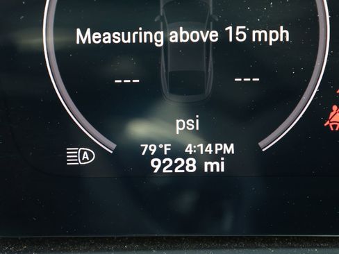 Used 2025 Porsche Panamera RWD image 45