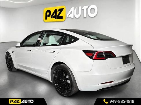 Used 2023 Tesla Model 3 Standard Range RWD image 3