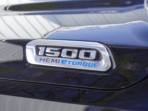 Used 2023 RAM 1500 Laramie image 12